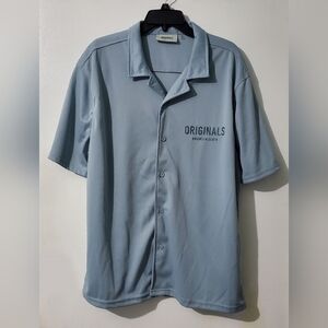 Originals Broklyn Cloth, Men's Light Gray Button Down Shirt. NWT